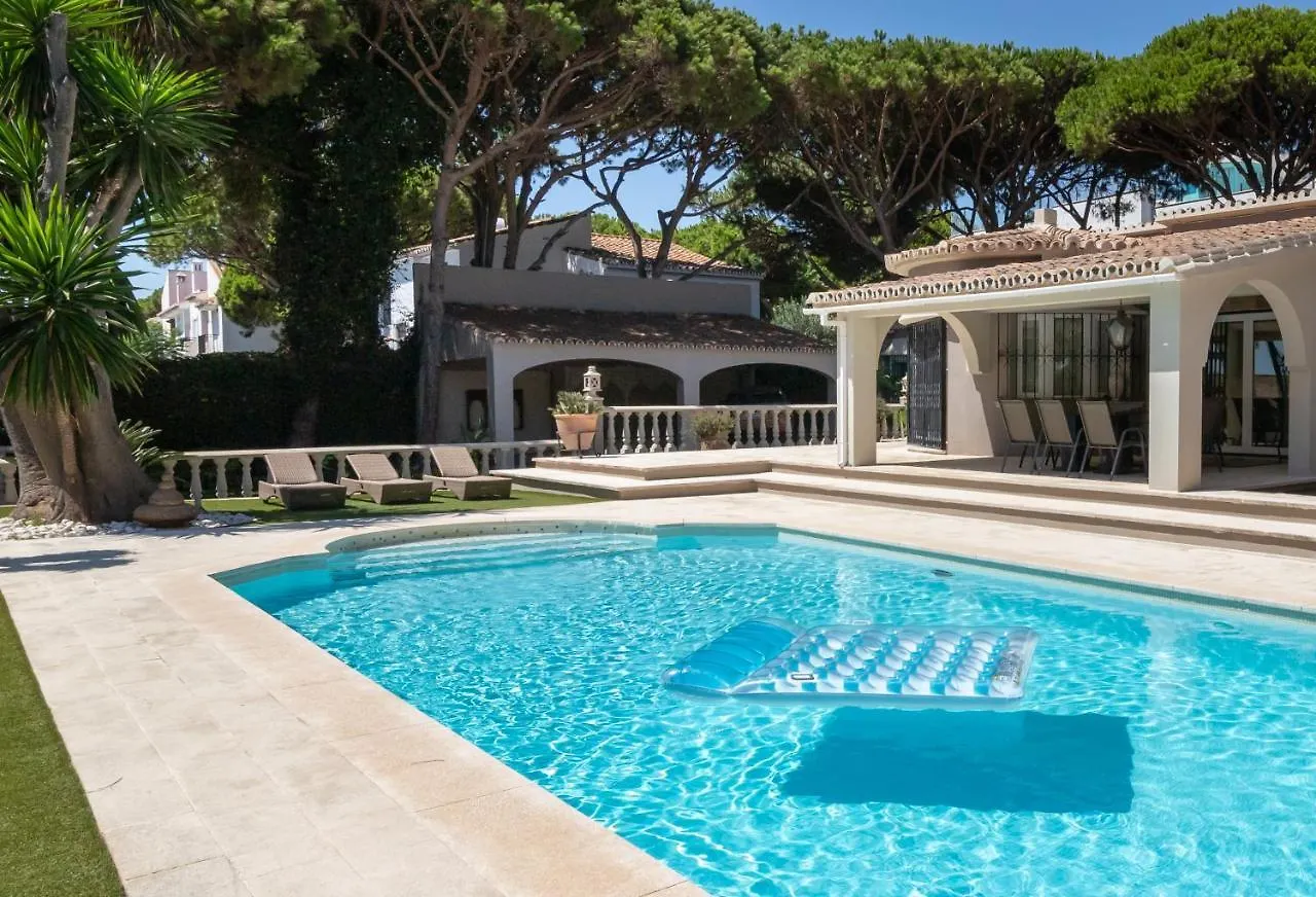 別荘 Villa In Puerto Cabopino マルベーリャ スペイン
